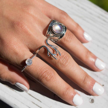 MOONSTONE RING - CLOUDY SHIELD