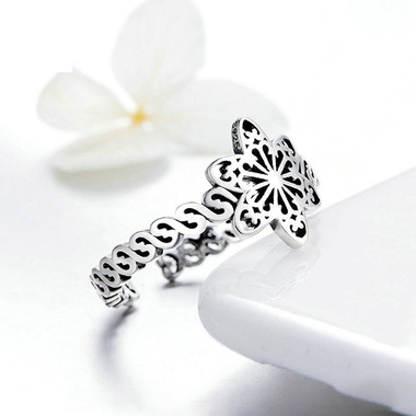 STERLING SILVER RING - SNOW FLAKE